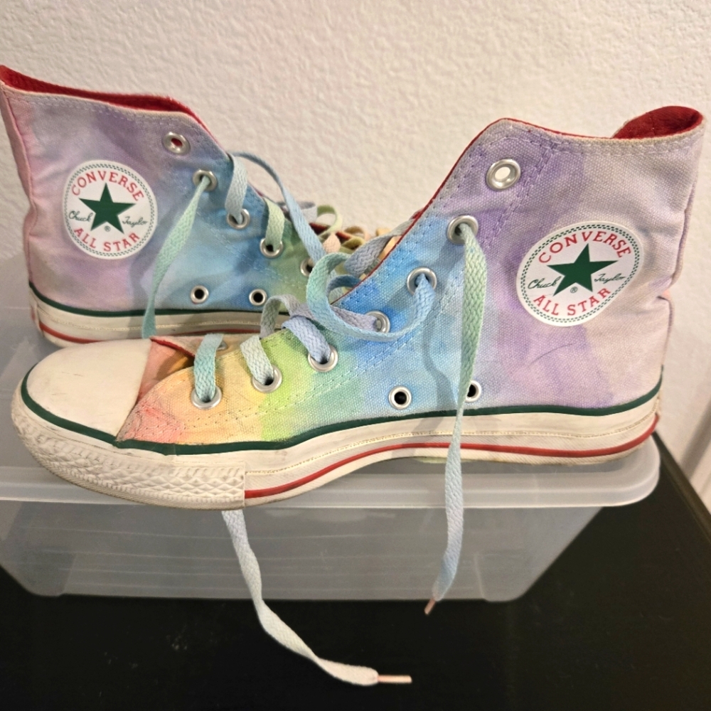 Chuck Taylor Converse All Star Sneaker Shoes Tiedye Rainbow Pride Rare Unicorn